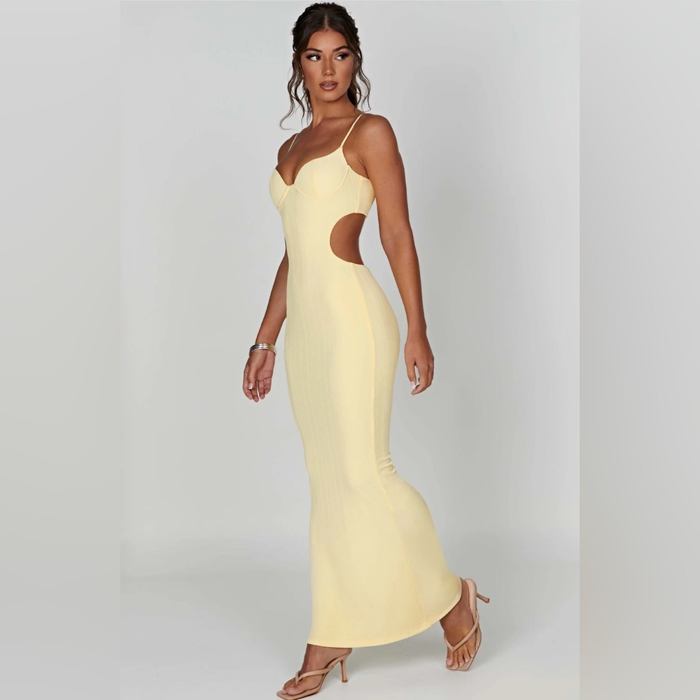 Elegant Pale Yellow Backless Cutout Maxi Dress